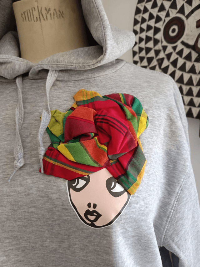 Sweat gris POUPETTE KREOL rouge